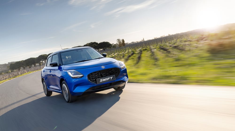 Suzuki-Swift-RSC-Blue-010-Driving-Vineyard